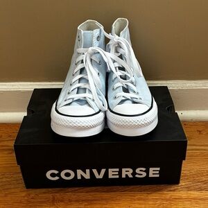 Girls Converse Chuck Taylor All Star Shoes Like New
